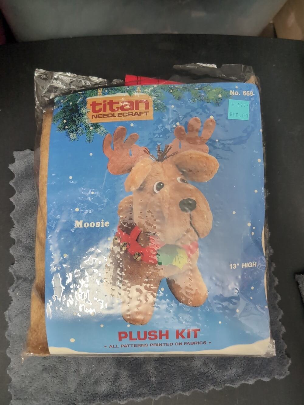 Vtg Titan Needlecraft Plush Kit Moosie 13" Open Box 1987 No 659 Complete